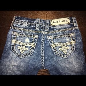 Rock Revival Straight Leg Distressed Jeans